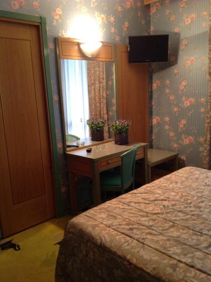 Hotel Ristorante Gromo Eksteriør billede